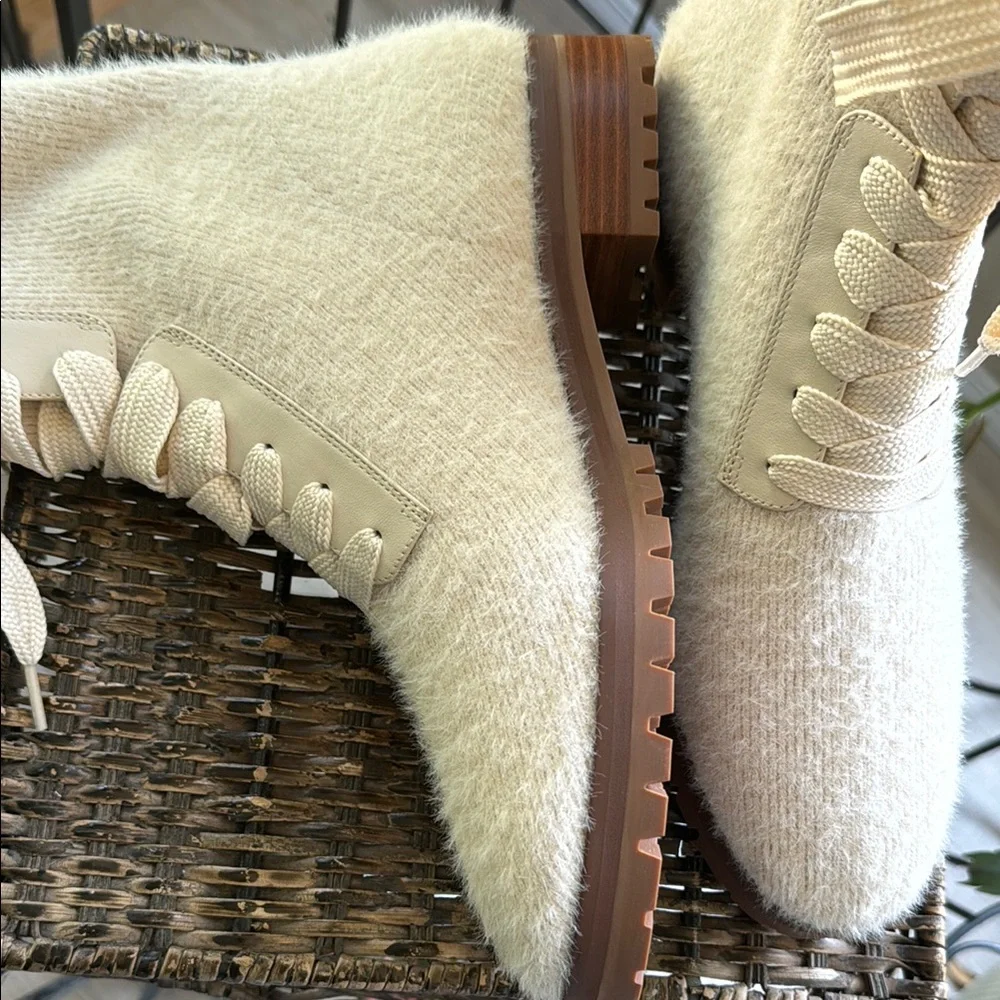 Kate Spade New York Merigue Combat Boots Cream Lace-Up‎ Women’s size 11 - Picture 2 of 10